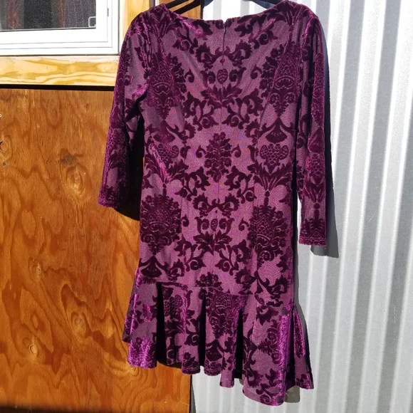 knee length dresses for ladies Glow in The Dark Plunging Mesh Glitter Daisy Trumpet Dress Petite / 0 / Lilac